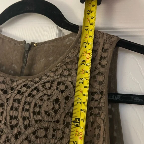 NEW Peter Cohen Elegant Eyelet Lace Sleeveless Dress - Olive Green 100% cotton - Picture 14 of 14